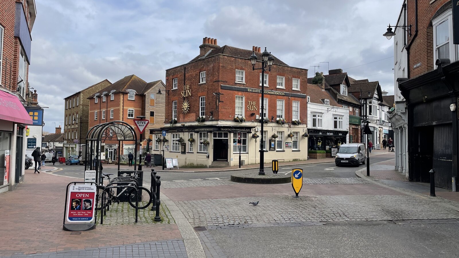 High Street and a licensed public house in Godalming